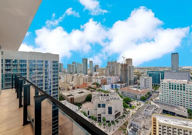 398-ne-5th-st-2418-miami-fl-33132/hzid_c5eb18a2