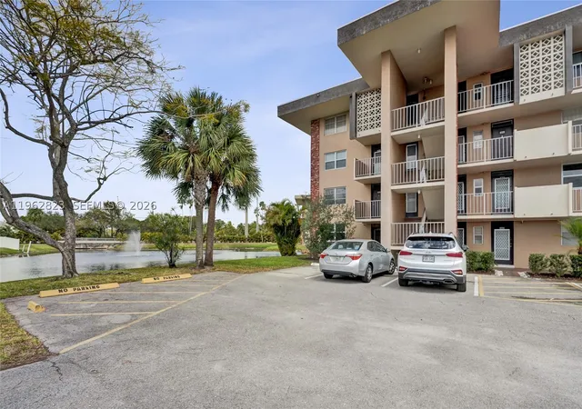 3051-nw-46th-ave-101-lauderdale-lakes-fl-33313/hzid_ae0a2657