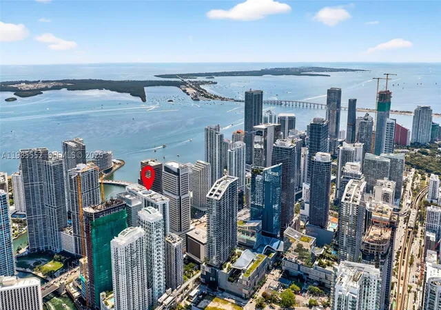 500-brickell-ave-3901-miami-fl-33131/hzid_71f971fd