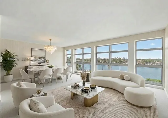 5055-collins-ave-5m-miami-beach-fl-33140/hzid_0c502ff6