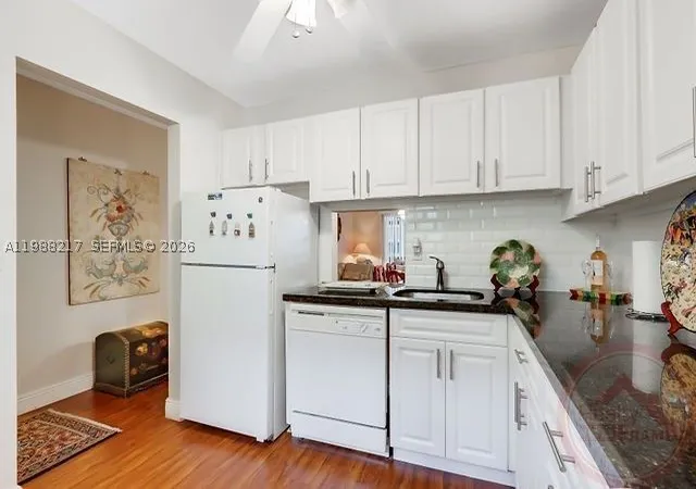 7703-camino-real-105-miami-fl-33143/hzid_8341b35f