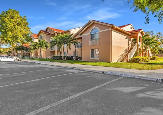 15770-sw-106th-ter-303-miami-fl-33196/hzid_b280708a