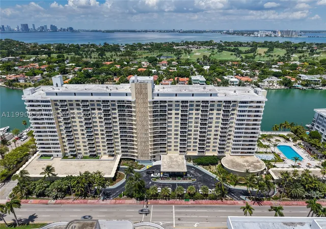 5600-collins-ave-14k-miami-beach-fl-33140/hzid_688022d8