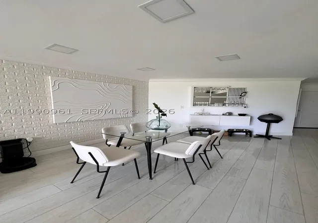 6955-nw-186th-st-f104-hialeah-fl-33015/hzid_84738b18