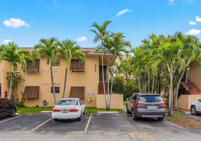 6854-nw-173rd-dr-210-hialeah-fl-33015/hzid_cfb6939f