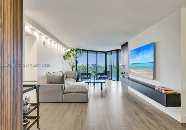 1000-quayside-ter-707-miami-fl-33138/hzid_c58f775e