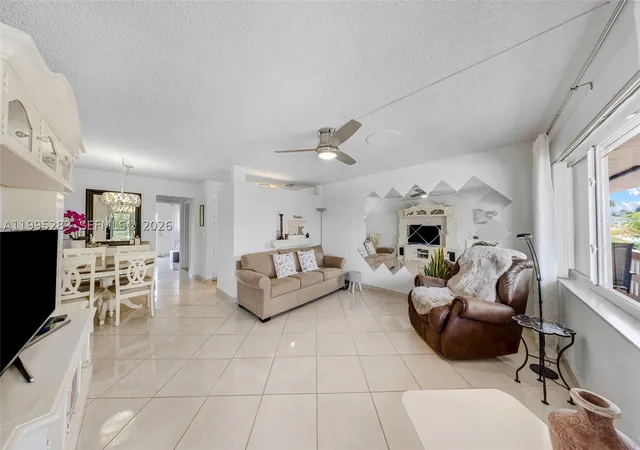 1015-sw-11th-ave-15k-hallandale-beach-fl-33009/hzid_0f8a95fb
