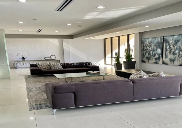 20379-w-country-club-dr-ph-40-aventura-fl-33180/hzid_a133fb7e