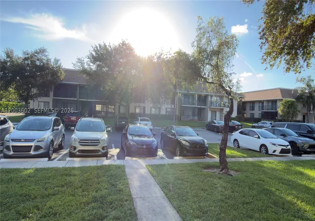 5855-washington-st-90-hollywood-fl-33023/hzid_bfeecee4