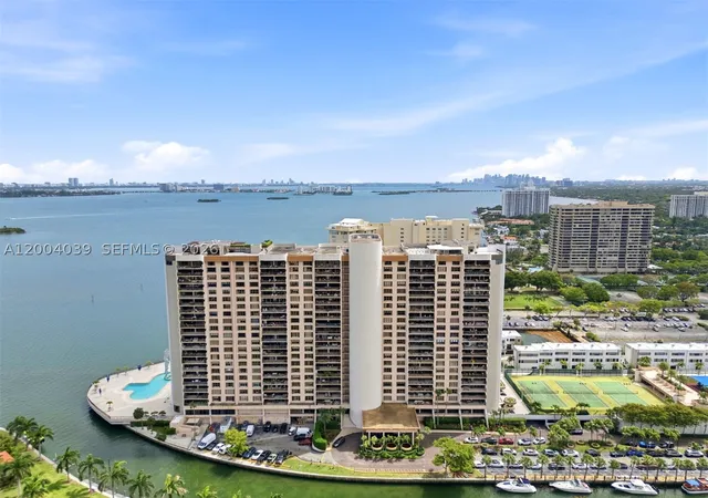 1800-ne-114th-st-1505-miami-fl-33181/hzid_2f67fa23