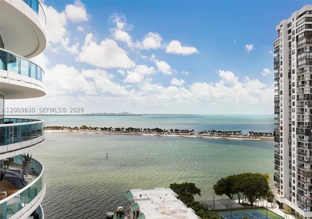 2127-brickell-ave-1805-miami-fl-33129/hzid_d8a228e4