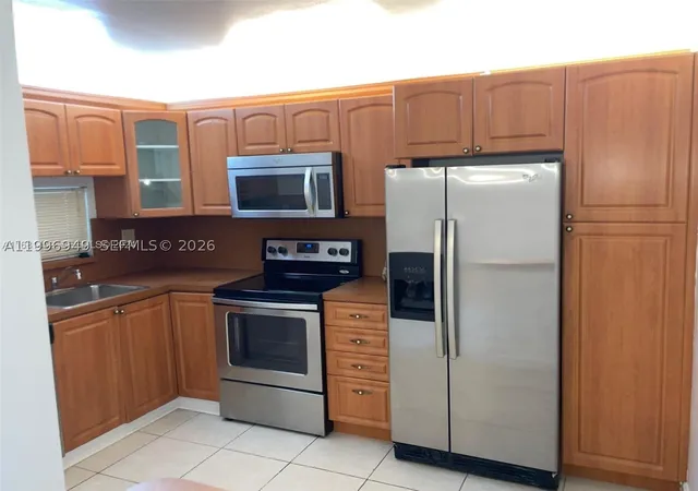 8940-s-hollybrook-blvd-306-pembroke-pines-fl-33025/hzid_fb570d56