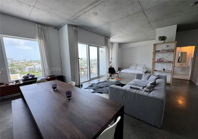 10-sw-south-river-dr-909-miami-fl-33130/hzid_89dff86b