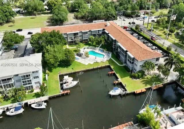 900-sw-12th-st-110-fort-lauderdale-fl-33315/hzid_f28fcc89