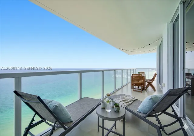 16699-collins-ave-3802-sunny-isles-beach-fl-33160/hzid_ee511d98