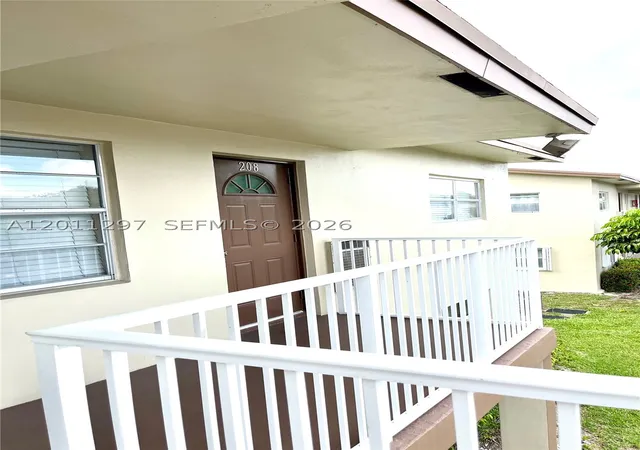 551-nw-80th-ter-208-margate-fl-33063/hzid_5c4adbd8