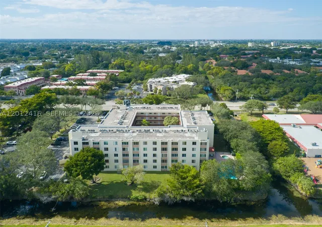 3149-riverside-dr-b-202-coral-springs-fl-33065/hzid_c013f7b7