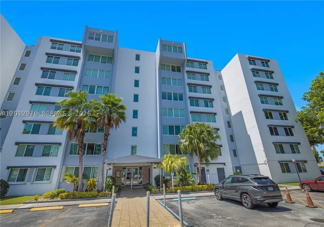 9125-sw-77th-ave-802-miami-fl-33156/hzid_0245c2c4