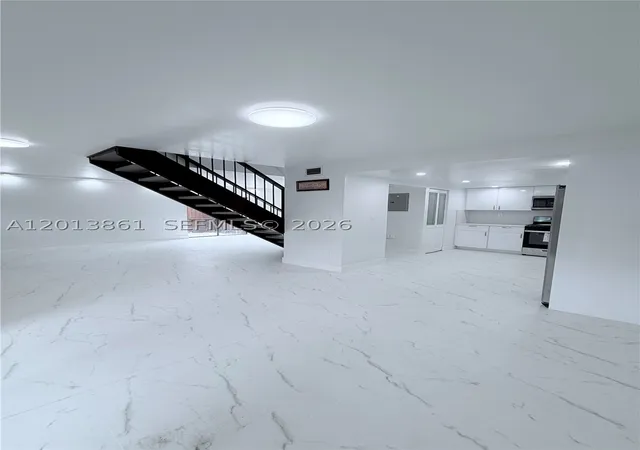 7024-sw-114th-pl-a-52-miami-fl-33173/hzid_5381bcf4