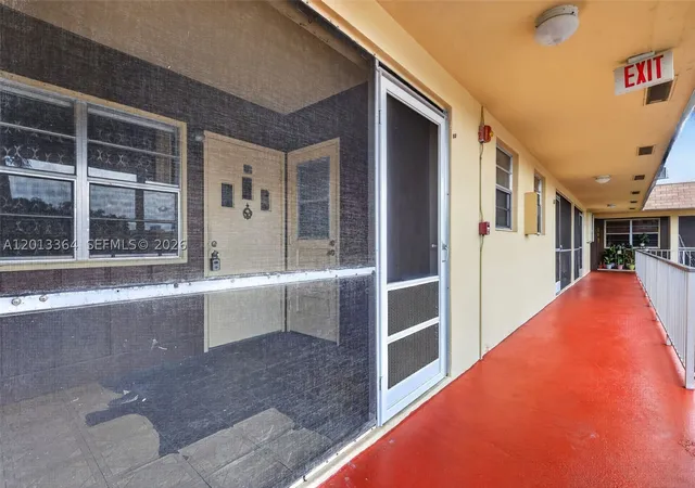 2040-nw-81st-ave-122-pembroke-pines-fl-33024/hzid_0c306e45