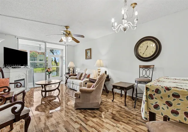 2831-e-sunrise-lakes-dr-105-sunrise-fl-33322/hzid_e82c637e