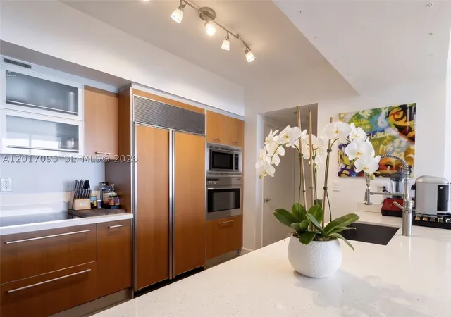 400-alton-rd-1709-miami-beach-fl-33139/hzid_a631928c