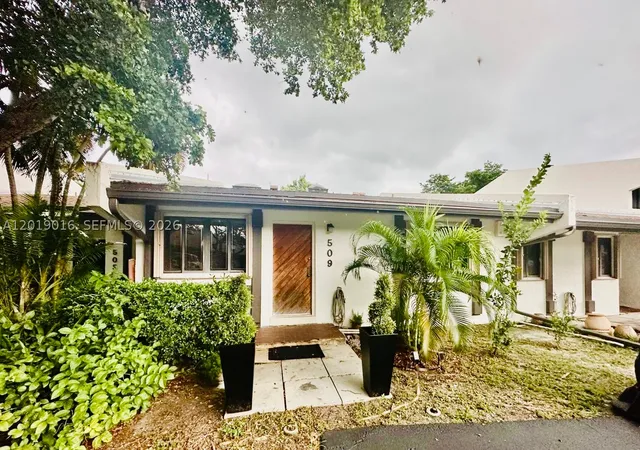 509-ne-199th-ln-3a-miami-fl-33179/hzid_53941acb
