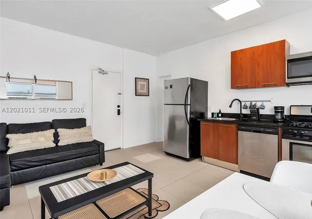 500-14th-st-101-miami-beach-fl-33139/hzid_da3ee8a8