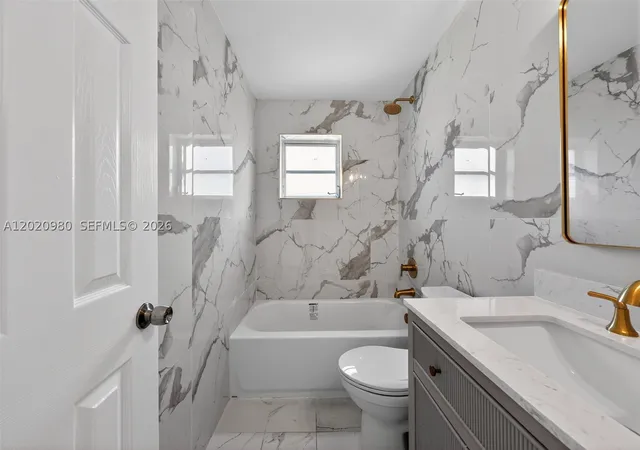 145-sw-30th-ct-b208-miami-fl-33135/hzid_10e70b1f