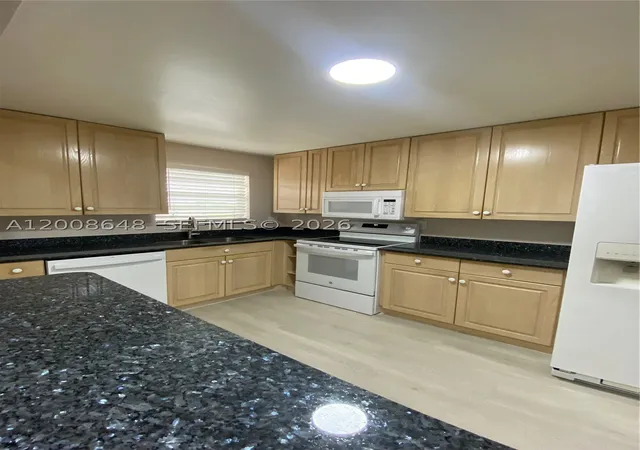 605-s-state-road-7-3f-margate-fl-33068/hzid_abbfc494