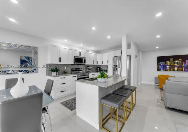 1350-sw-122nd-ave-415-miami-fl-33184/hzid_2a5b8500