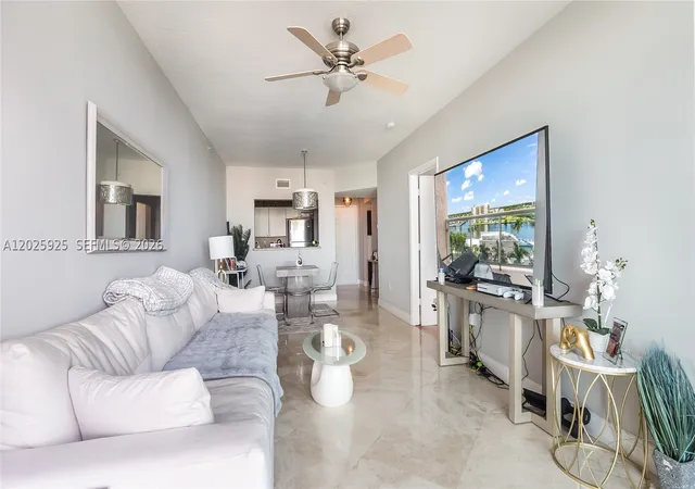 3020-ne-32nd-ave-716-fort-lauderdale-fl-33308/hzid_a72cc4be