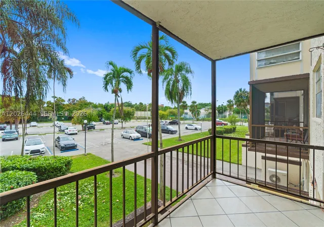 7100-nw-17th-st-219-plantation-fl-33313/hzid_d24c684f