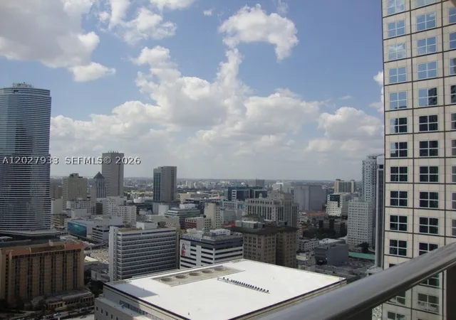300-s-biscayne-blvd-t-2909-miami-fl-33131/hzid_7f12049b
