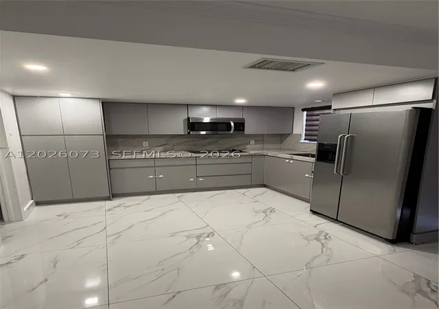 8430-nw-8th-st-b11-miami-fl-33126/hzid_139d4162