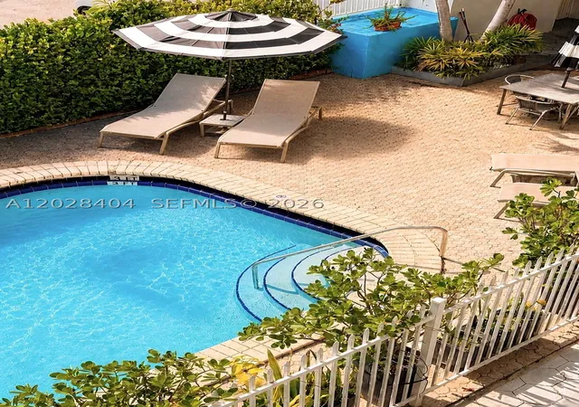 1400-lincoln-rd-301-miami-beach-fl-33139/hzid_3bba8acb