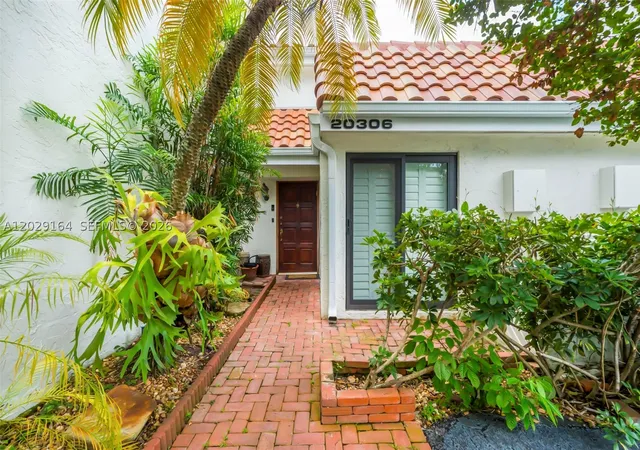 20306-ne-34th-ct-39-aventura-fl-33180/hzid_a4625274