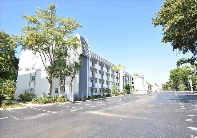 6080-nw-44th-st-201-lauderhill-fl-33319/hzid_169209d5