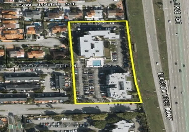 11715-sw-18th-st-508-miami-fl-33175/hzid_9384a2b9