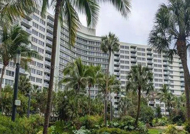 1500-bay-rd-310s-miami-beach-fl-33139/hzid_e924bc56