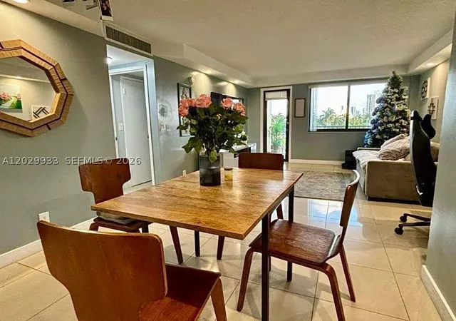 301-golden-isles-dr-406-hallandale-beach-fl-33009/hzid_d501070a