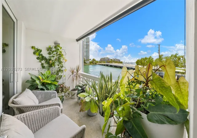 1670-lincoln-ct-2b-miami-beach-fl-33139/hzid_74eae655