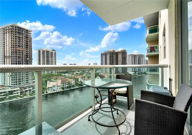 19390-collins-ave-1419-sunny-isles-beach-fl-33160/hzid_108aee33