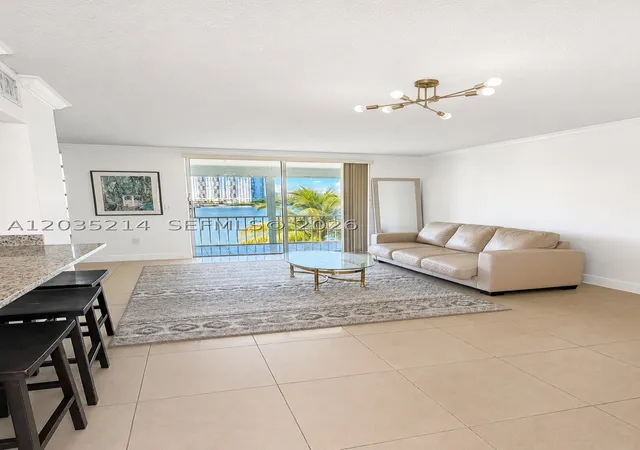 2999-point-east-dr-c301-aventura-fl-33160/hzid_583df824