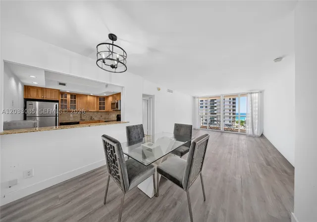5600-collins-ave-7w-miami-beach-fl-33140/hzid_d81ca6c0