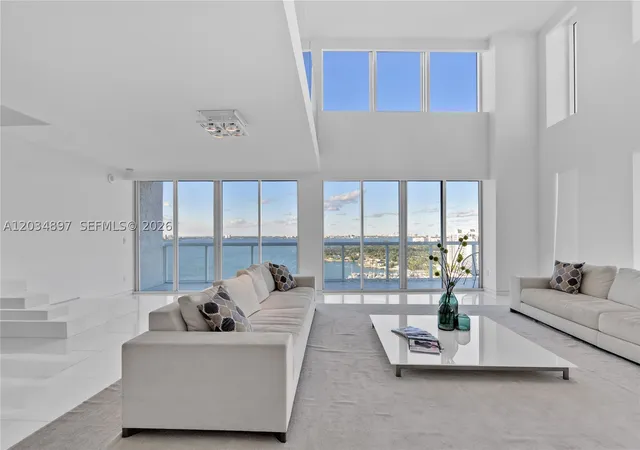 10-venetian-way-ph04-miami-beach-fl-33139/hzid_2db9368b