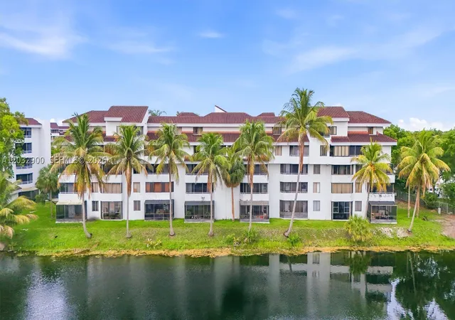 8335-sw-152nd-ave-b-411-miami-fl-33193/hzid_21e4184e