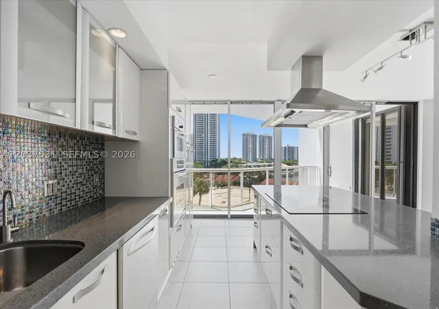 3610-yacht-club-dr-702-aventura-fl-33180/hzid_aba66068