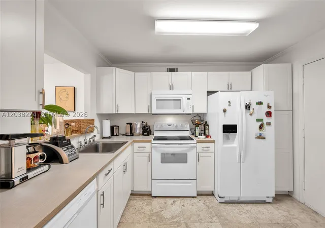 1020-meridian-ave-715-miami-beach-fl-33139/hzid_1e1ad7fc