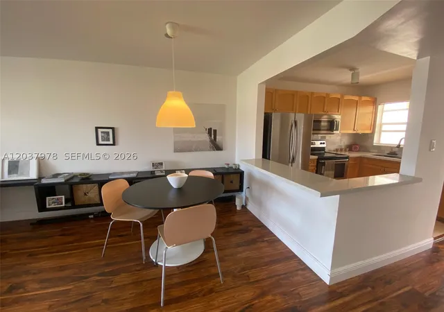 8861-sunrise-lakes-blvd-311-sunrise-fl-33322/hzid_1d73c576
